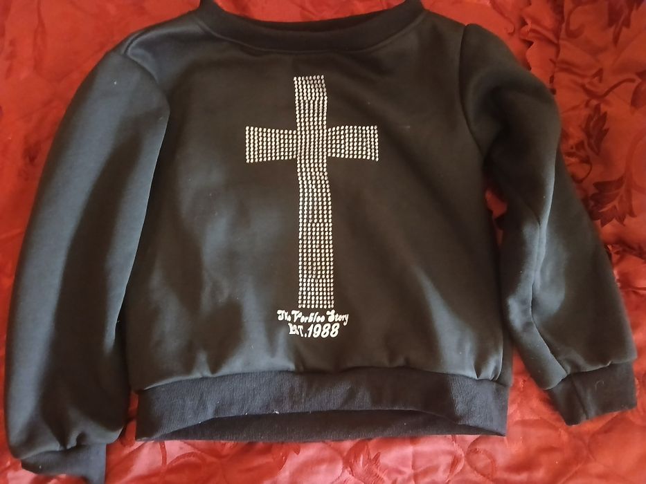 продам кофту нову