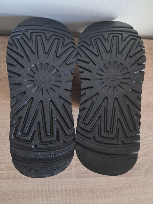 Ugg taz kapcie buty