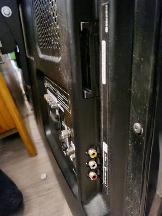 Telewizor Samsung 50” 100% sprawny+uchwyt ścienny