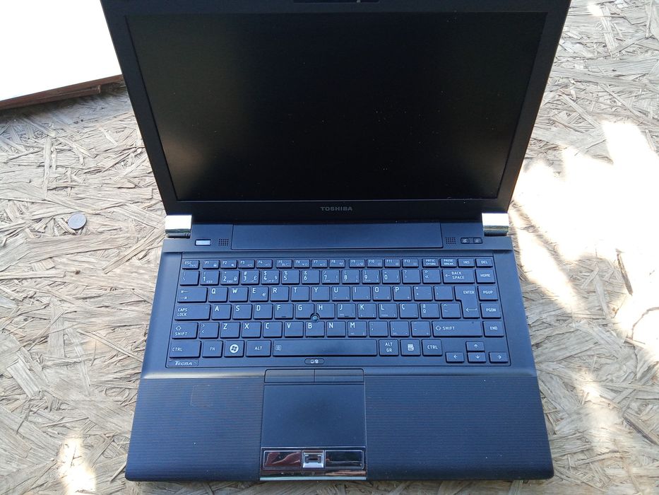 Portátil toshiba