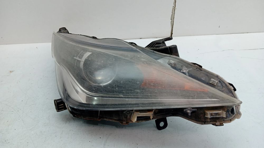 Ótica / farol direita TOYOTA Aygo (_B4_)