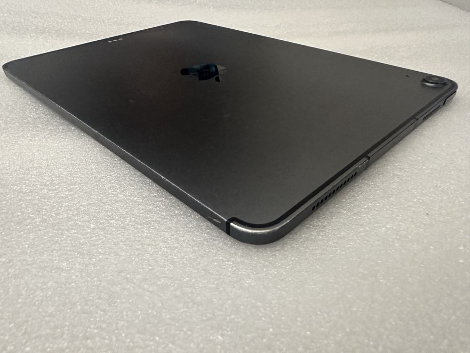 iPad Air 5 256гб M1 wi-fi+LTE