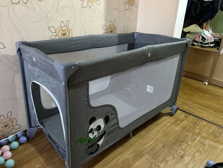 Продам Дитячий манеж