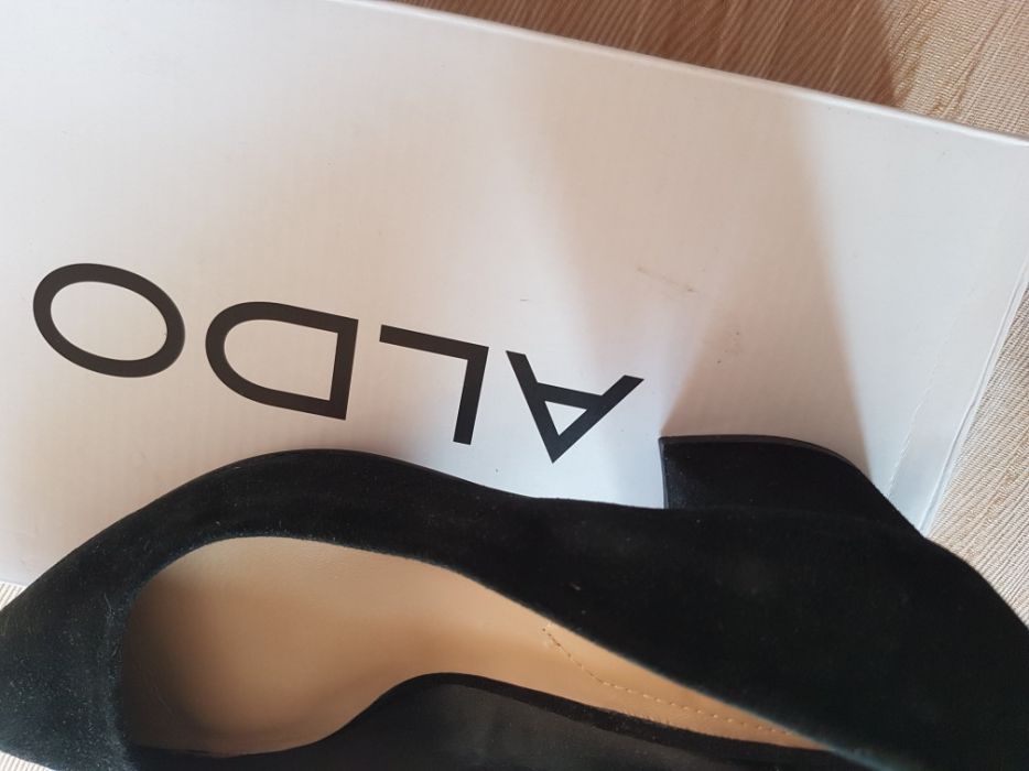 Buty czarne zamszowe r.37 ALDO