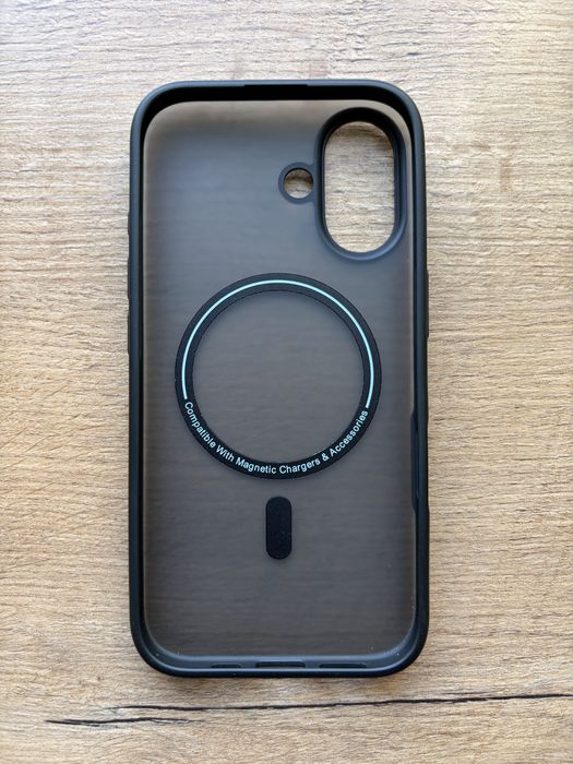 etui bizon iPhone 16