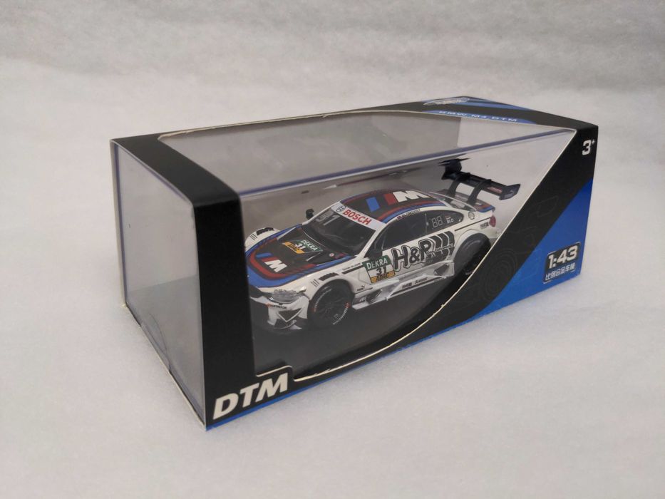 Kolekcjonerski model BMW M4 DTM 1/43 M