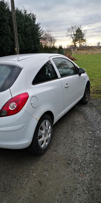 Opel Corsa D 2009 rok 1.2 benzyna / gaz manual 3 drzwiowy