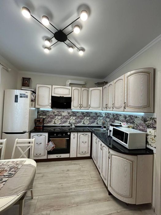 Продаж 1кім. квартири Ярославичі 1 вул. Кургузова 1А