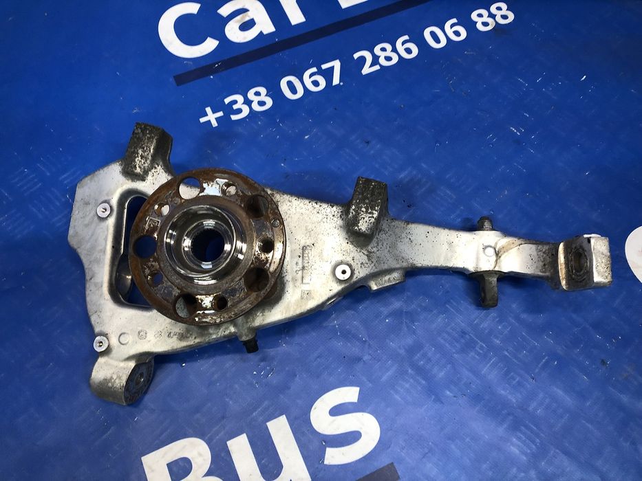 Ступиця (кулак цапфа) передня ліва Mercedes AMG E63 S Мерседес АМГ