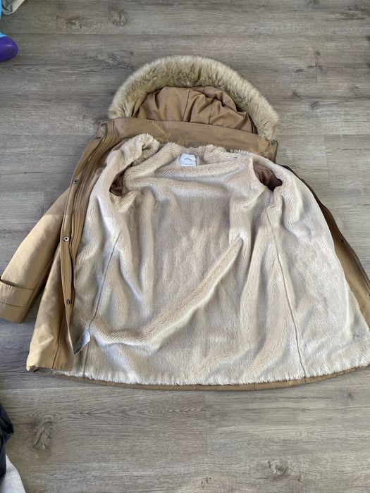 Дуже тепла фірмова куртка Mango