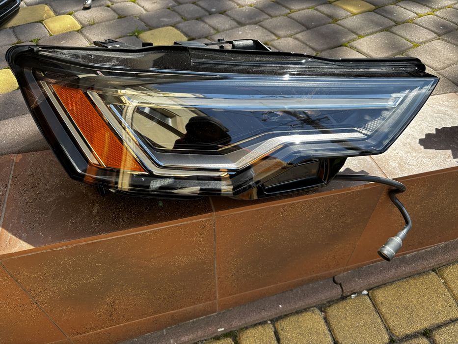 Фара Audi A6 C8
