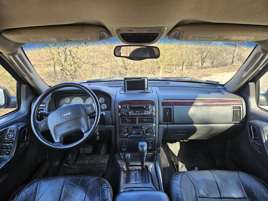 OKAZJA ! ! !  Jeep Grand Cherokee 4.7 V8 + LPG, lift