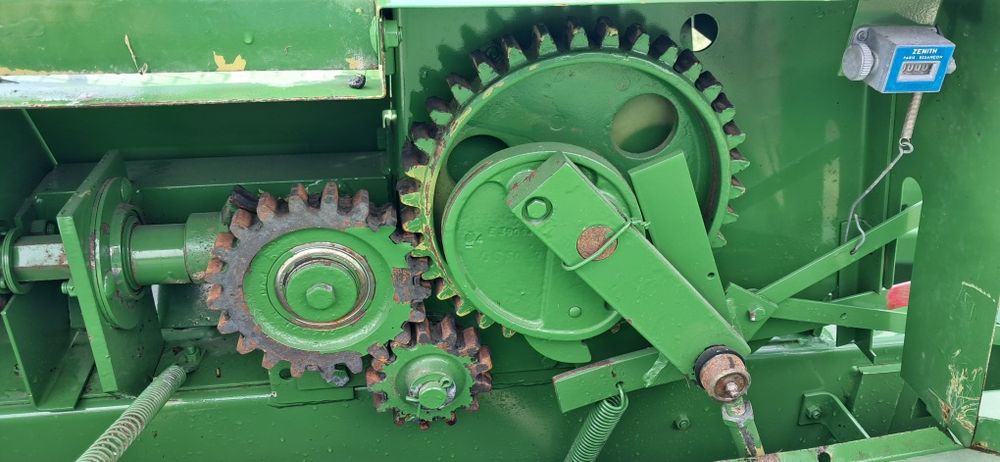 Прес John Derre 339 super stan!