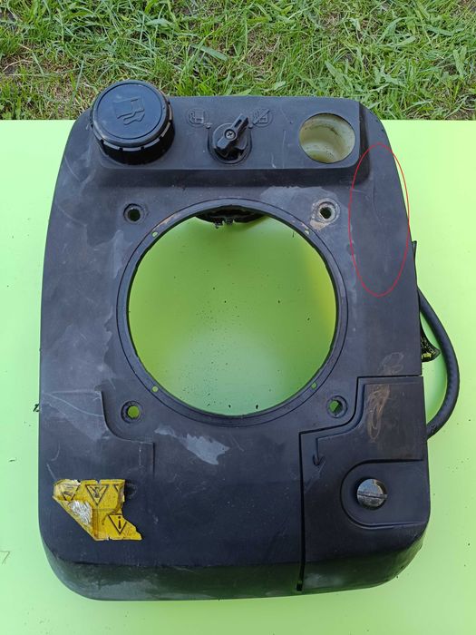 Zbiornik paliwa bak filtr powietrza Kawasaki FC 150 V FC 150V
