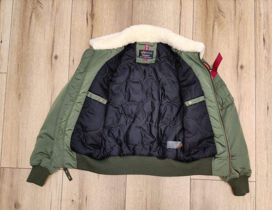 Alpha Industries męska kurtka bomberka ocieplana w rozmiarze S