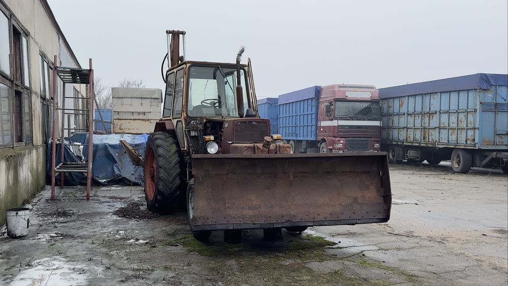 Продам трактор ЮМЗ экскаватор ковш отвал додатковий отвал чистки снігу