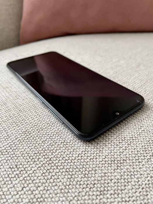 Телефон Samsung A30s