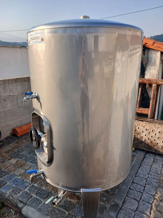 Cuba inox 500Litros 210€