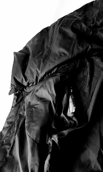 Kurtka czarna ciepła zimowa S 36