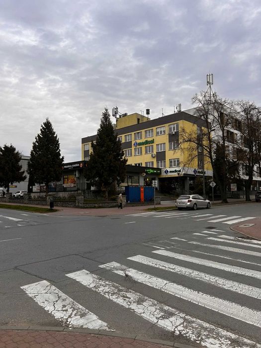Budynek przystosowany pod przychodnię medyczną