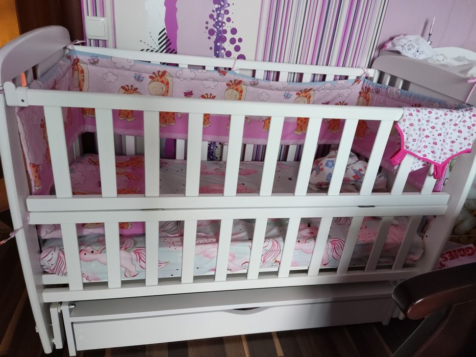 Продам детскую кроватку