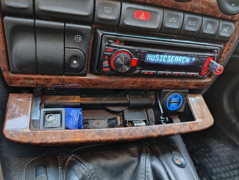 Опель омега В  (OPEL OMEGA)3,0