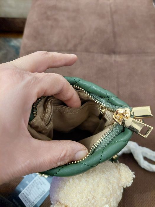 Damska urocza torebunia