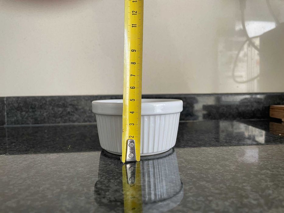 Ramequins branco em porcelana