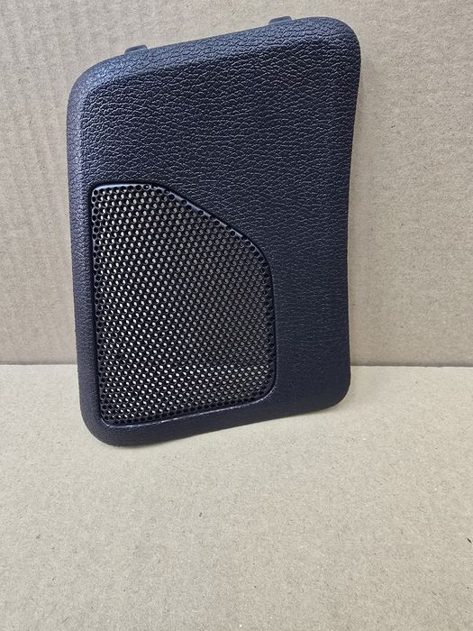 zaślepka tylnego głośnika volvo v70II 2001 - 07 ciemny grafit RH