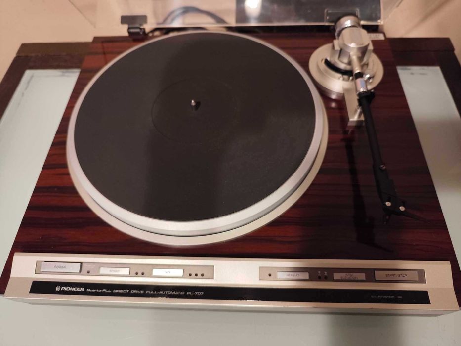 Gramofon Pioneer PL 707