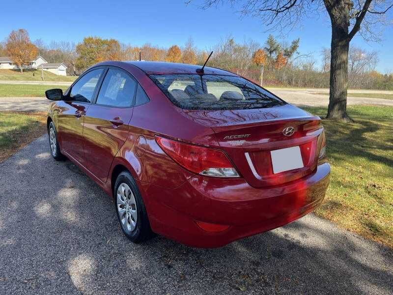 2016 Hyundai Accent SE