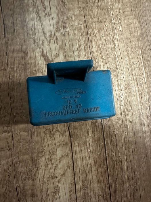 Реле свічок накалу скудо,пежо,сітроен