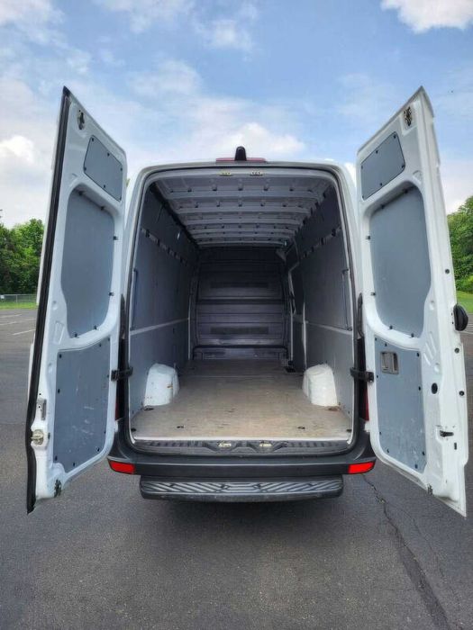 Mercedes-Benz Sprinter 2500      2015