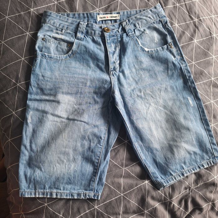 Diverse krótkie spodenki męskie rozm. 30 Jefferson