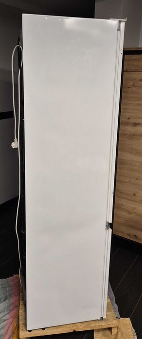 Lodówka do zabudowy AEG / ELECTROLUX SCB819F8FS. Cała lub na części.
