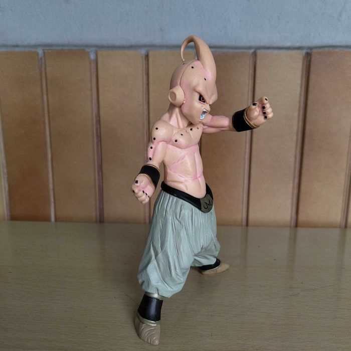 Figura Majin Boo Dragon Ball