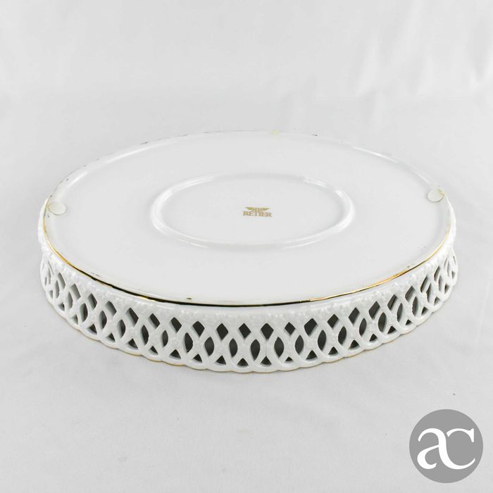 Centro de mesa bordo recortado em porcelana Europeia Retier