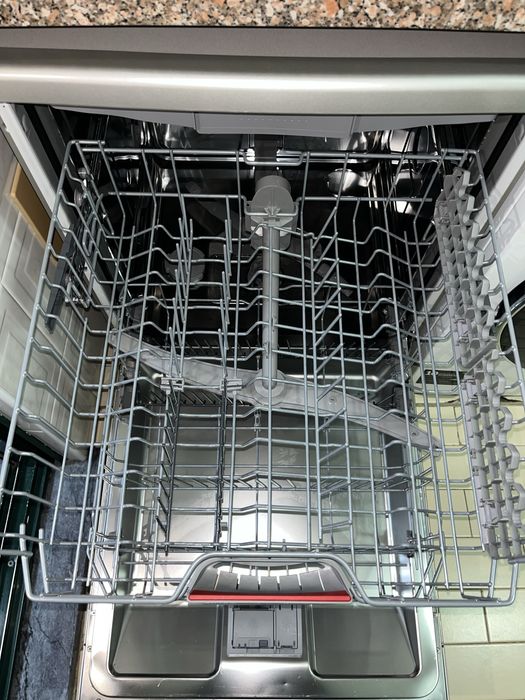 Máquina de Lavar Loiça Bosch SMS4EMI06E/30—Inox