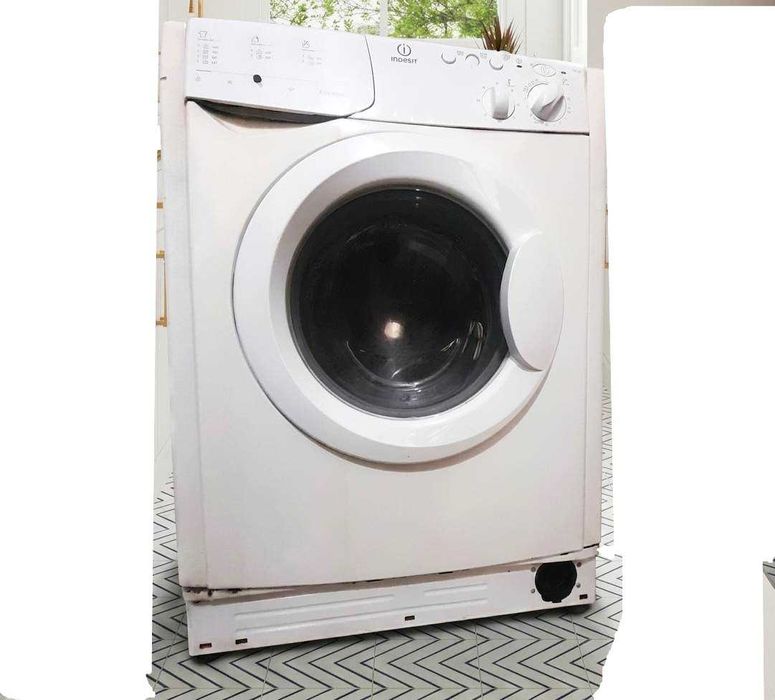 Пральна машина indesit w102