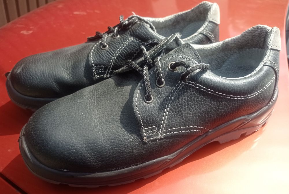 Półbuty bezpieczne 317 S1 roz.43