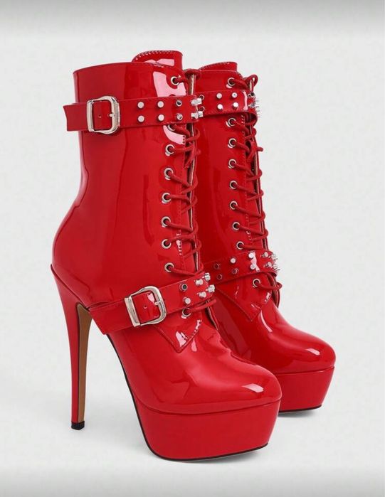 Нові лакові ботильйони на платформі та високому каблуці