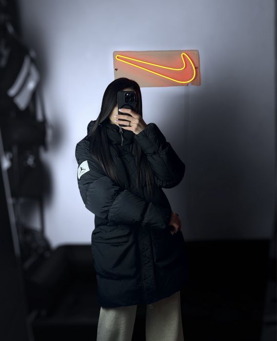 Парка Jordan чорна зима куртка пуховик Найк Nike джордан