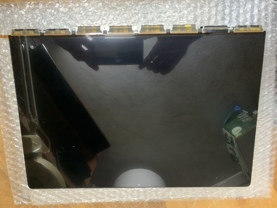 Macbook Pro M4 16" LCD Retina