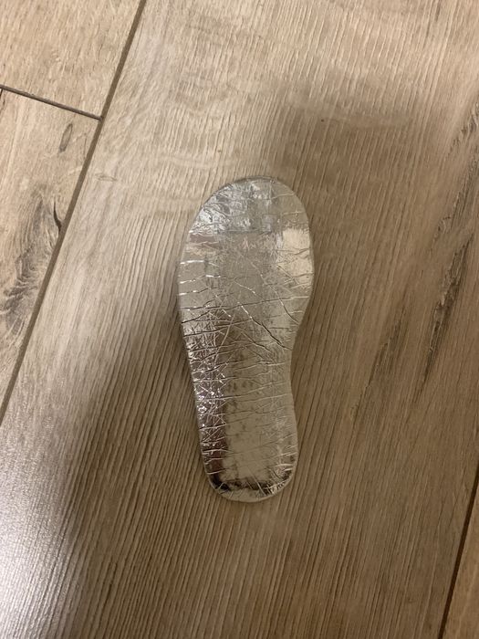 Зимове взуття на дівчинку