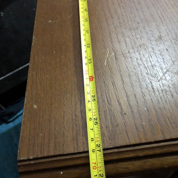 Vários móveis antigos