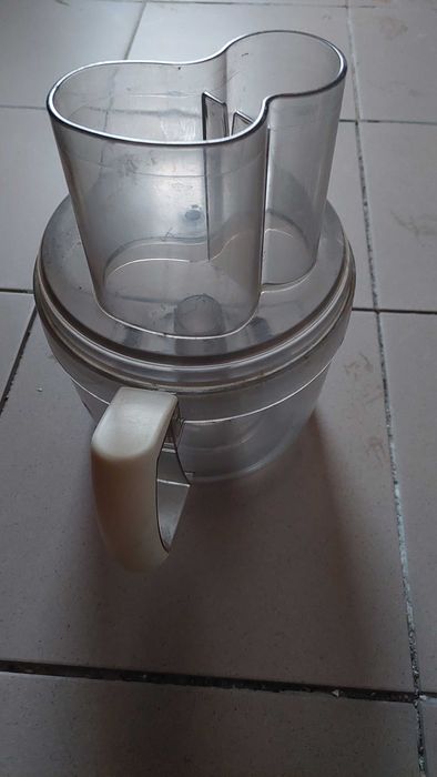 Чаша для збивання пластикова від комбайна з ручкою