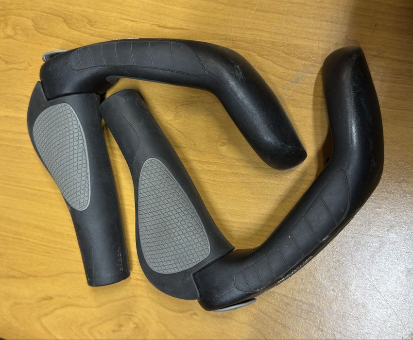 Ergon GP5 chwyty rowerowe z rogami – komplet