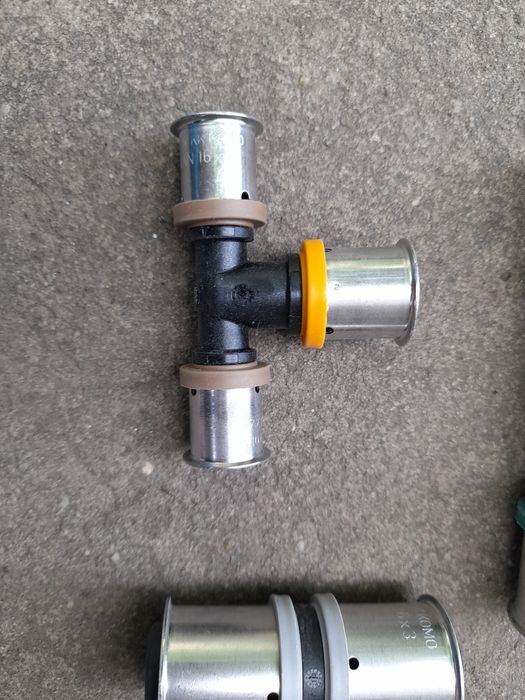 Пресс фітінг KAN під металопласт 20, 26, 32, 40