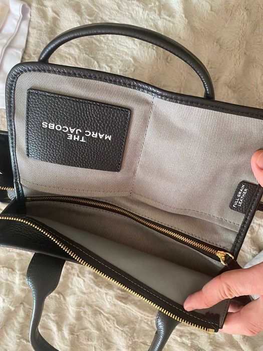 Сумка Marc Jacobs The Medium Tote Black