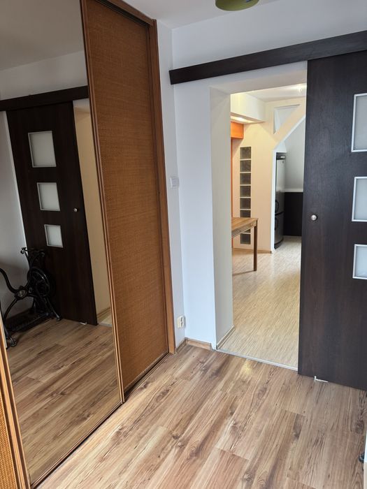 Mieszkanie 3 pokoje 62 m2 Nowowiejska, budynek wielorodzinny